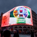 When Outdoor Ads React: Blinkit and Coca-Cola’s Walk-By Billboard Steals Festive Attention