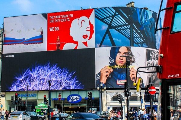 Branding in MGF Metropolitan Gurgaon bridges the gap between visibility and engagement. With its prime MG Road location, consistent footfall, and versatile media options, the mall stands as a strategic hotspot for retail and experiential marketing.