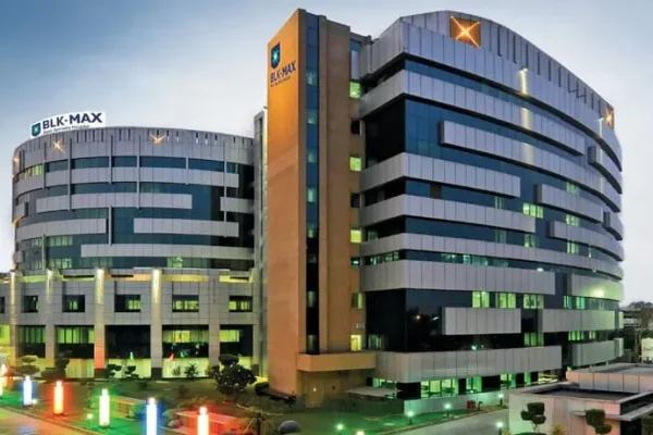 Private hospitals India like Apollo, Fortis, and Medanta lead global healthcare with innovation, empathy, and digital excellence.